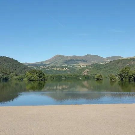 Domaine Du Chambon Murol
