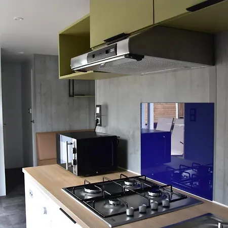 Domaine Du Chambon キャンプ場 *