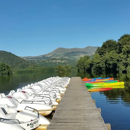 Domaine Du Chambon キャンプ場 *