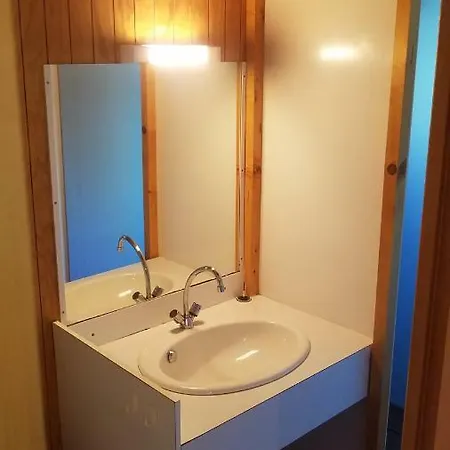 Domaine Du Chambon キャンプ場 *